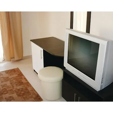 Semesterbostad Three-bedroom Holiday In Koscharitsa *